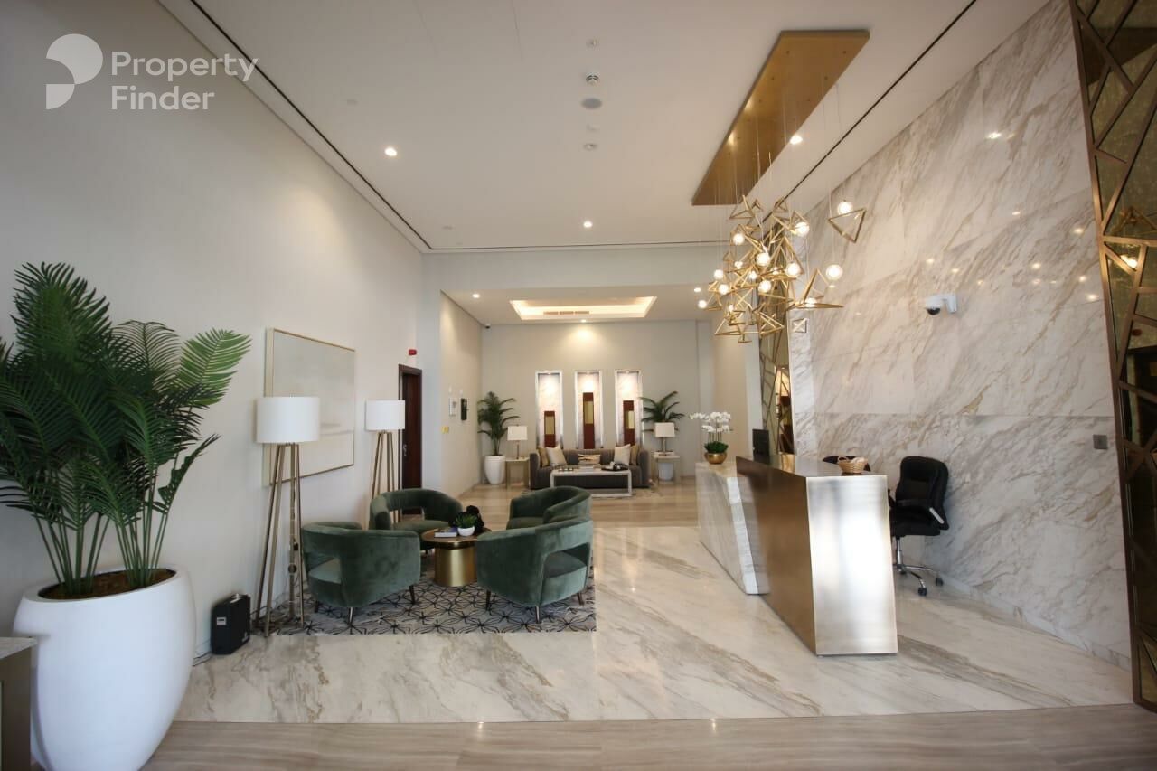 Gallery mosaic item small first