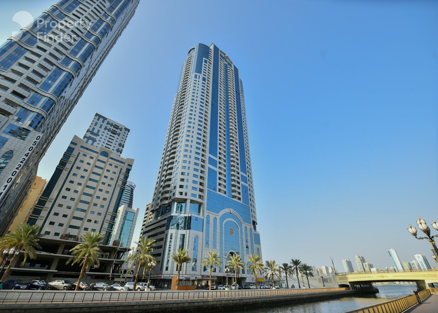 Gallery mosaic item small first