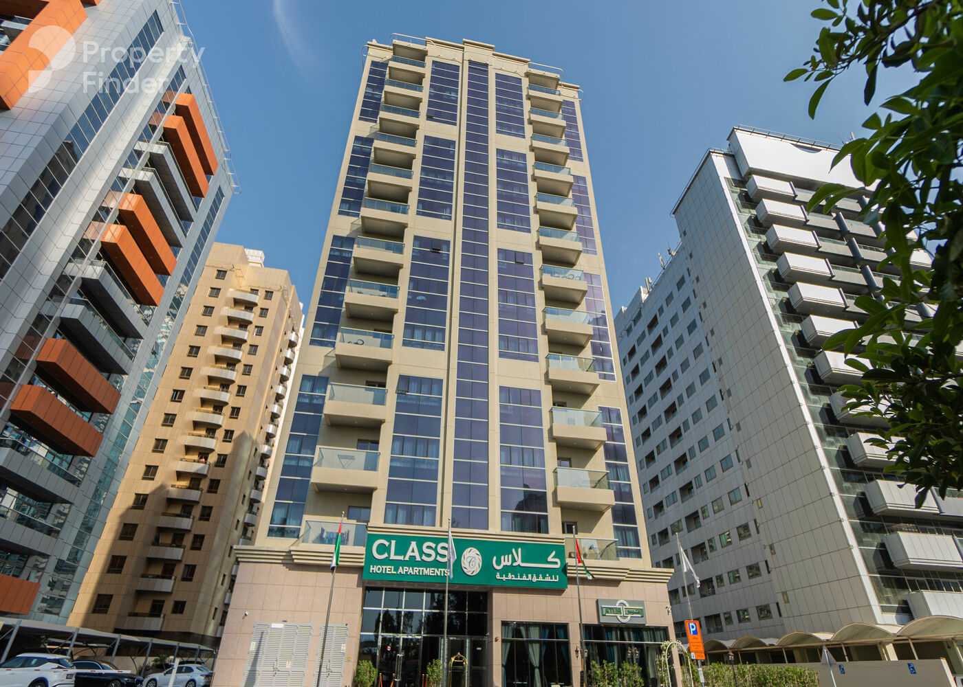 Gallery mosaic item small first