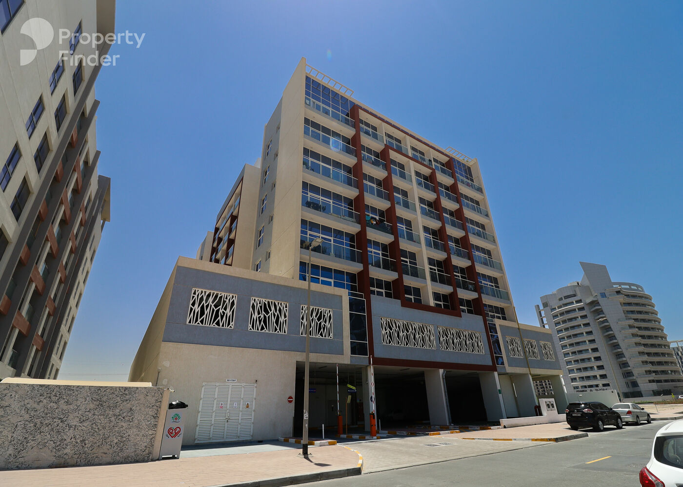 Gallery mosaic item small first