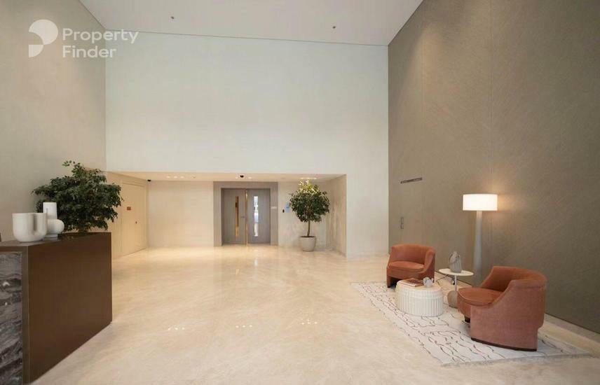 Gallery mosaic item small first