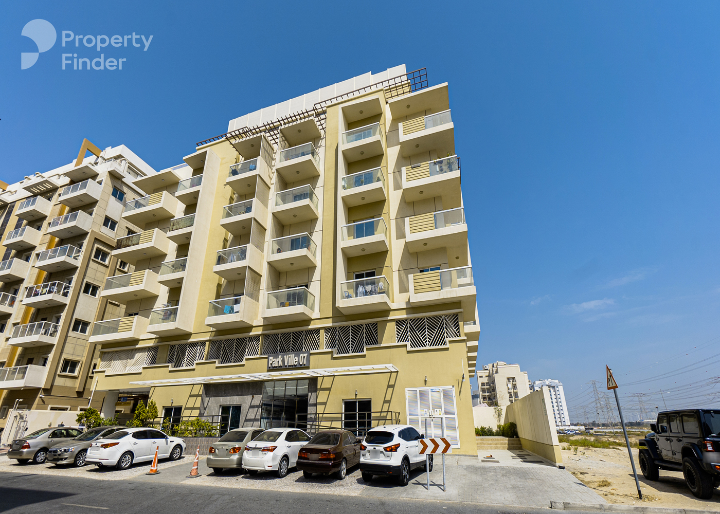 Gallery mosaic item small first