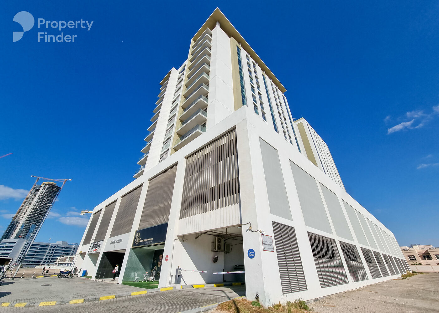 Gallery mosaic item small first