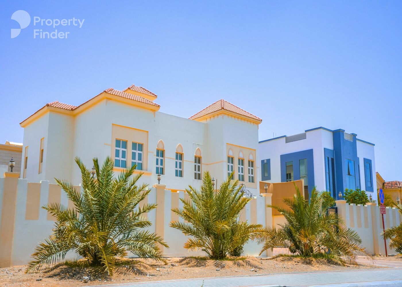 Gallery mosaic item small first