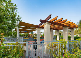 Image for Nearby Attractions in Serena