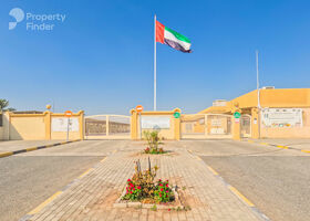 Image for Schools & Education in Mughaidir