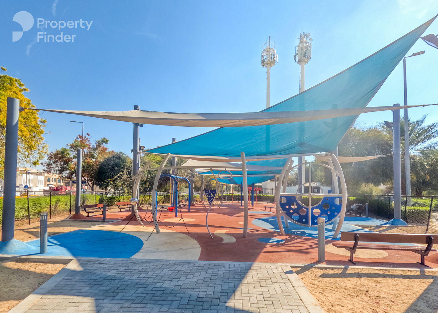 Gallery mosaic item small first