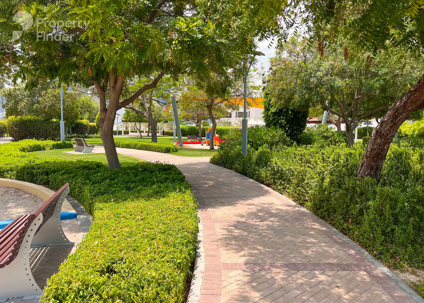 Gallery mosaic item small first