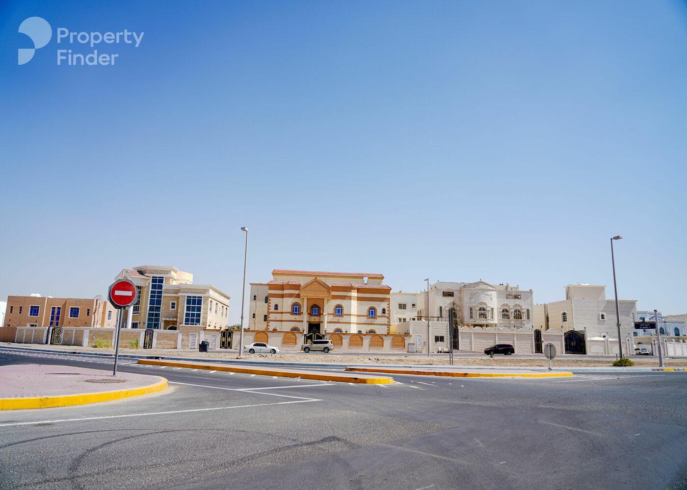 Gallery mosaic item small first