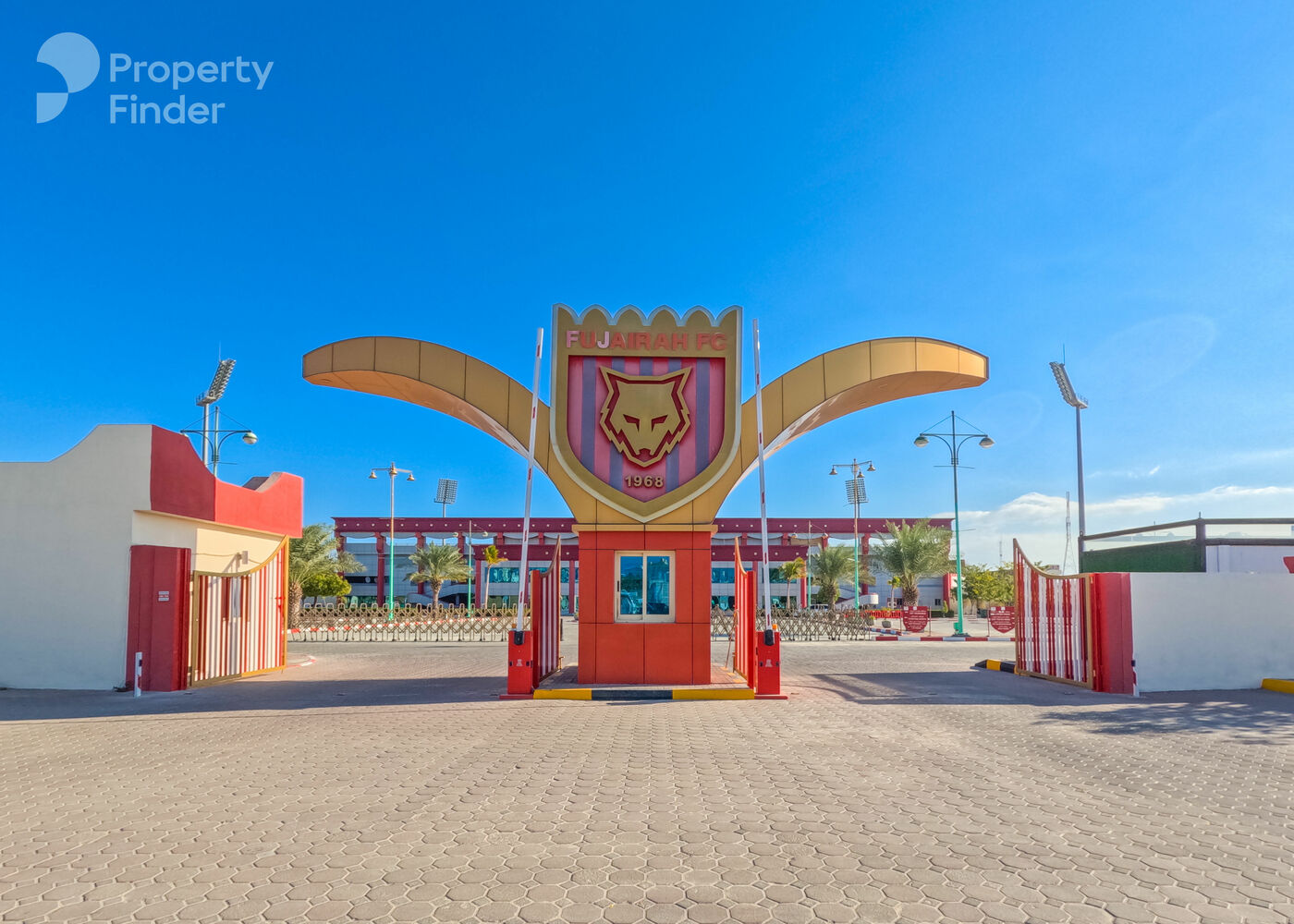 Gallery mosaic item small first