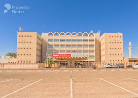 صورة لـ  في المطارد