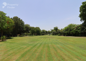 Image for Nearby Attractions in Green Community