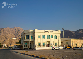 صورة لـ أخرى في الرمس