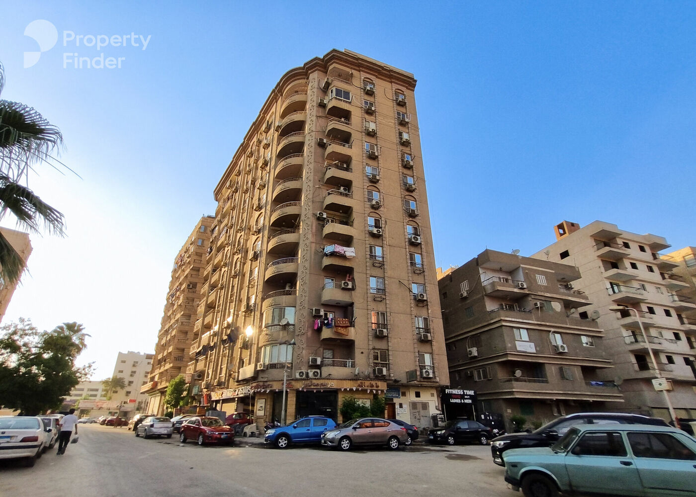 صورة لافتة لـ الصحفيين