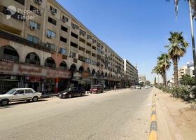 صورة لـ  في الهرم