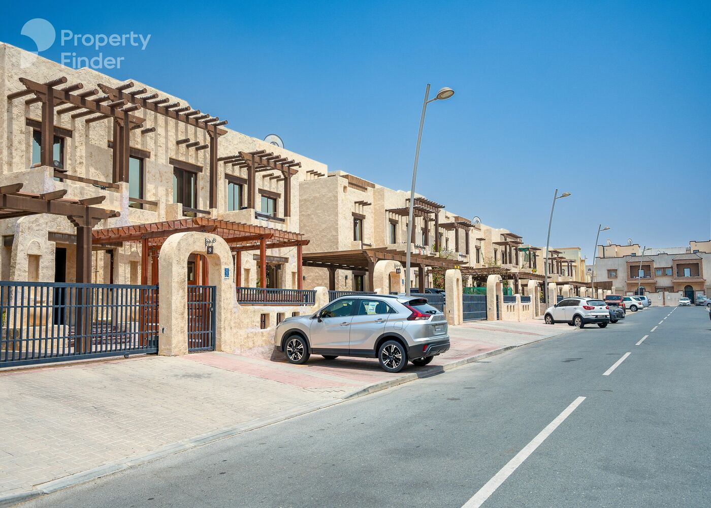 599273 - Property Image 2