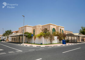 مجتمع بحيرة وست لاجون